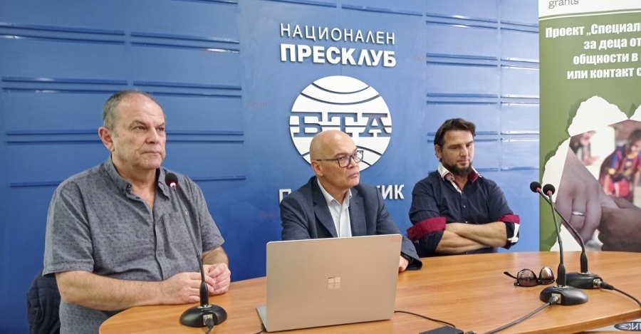 Тихомир Безлов и институциите обсъждаха деца в конфликт със закона